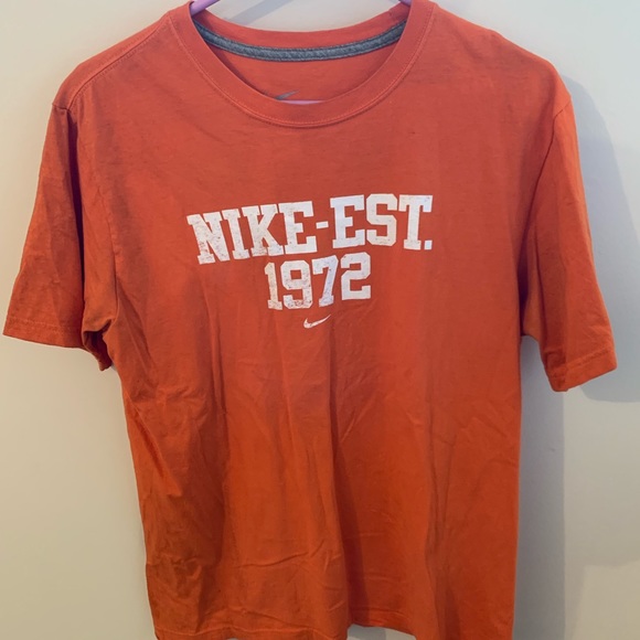 Nike Other - Nike T